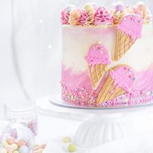 Picture of DANCING QUEEN EDIBLE SPRINKLES X 50G